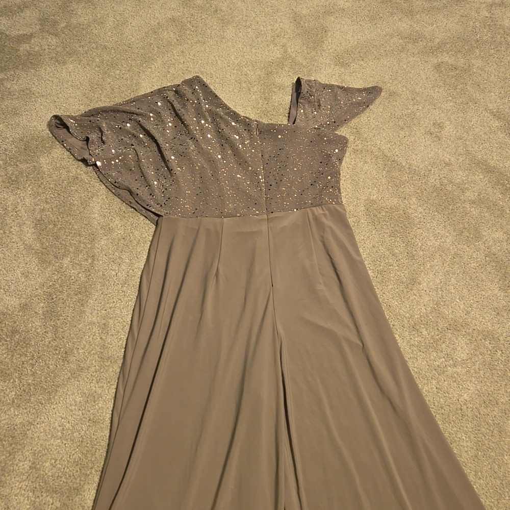 R & M Richards Jumpsuit with Sequined Draped Shoulders Lavender Size 6 - Picture 5 of 7